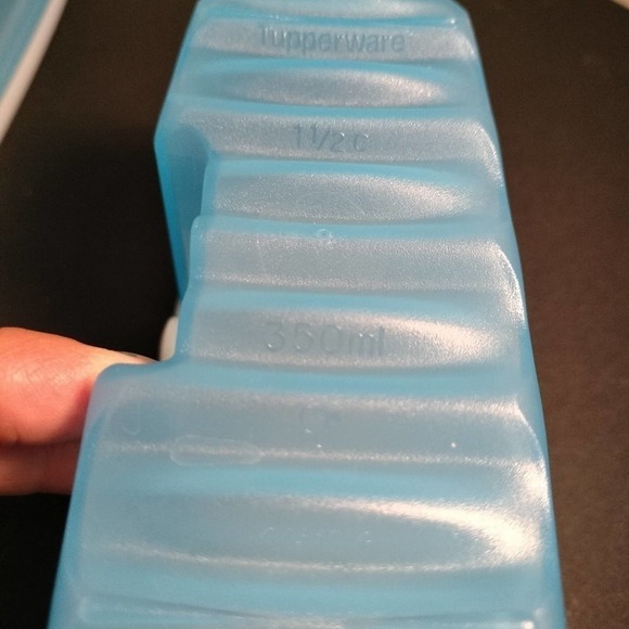 Tupperware Fridge Smart mini containers #4735 with lids #4736 (E8) - Picture 7 of 10